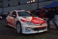 Rallye Český Krumlov: Představení posádek na nádvoří pivovaru Eggenberg - domácí posádka Kundrát 